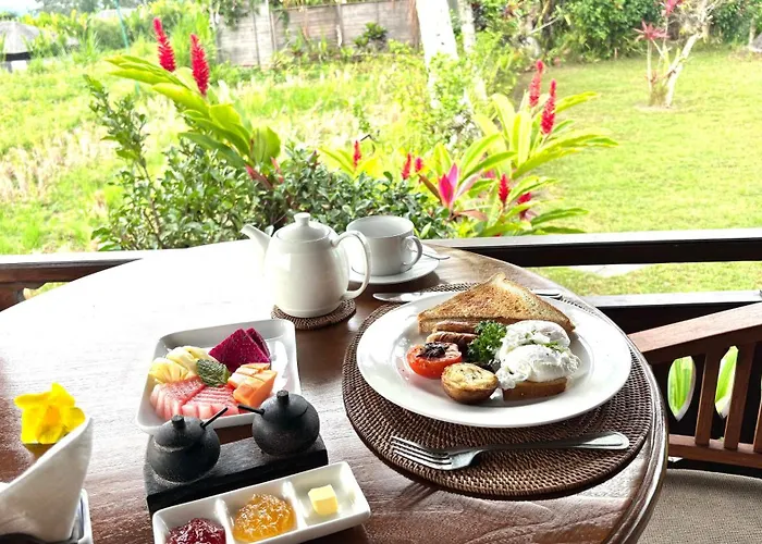 Neyang * Ubud (Bali)